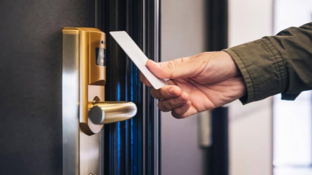 WHAT IS PHYSICAL ACCESS CONTROL & WHY YOU NEED IT