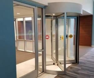 STANLEY Rush 4900 ASR Automatic Four-Wing Security Revolving Door